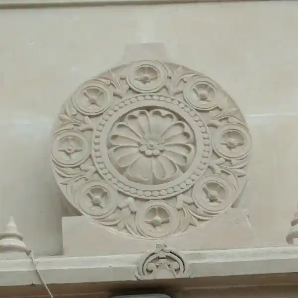 Indian structure, eight-point sun, eight solar crosses